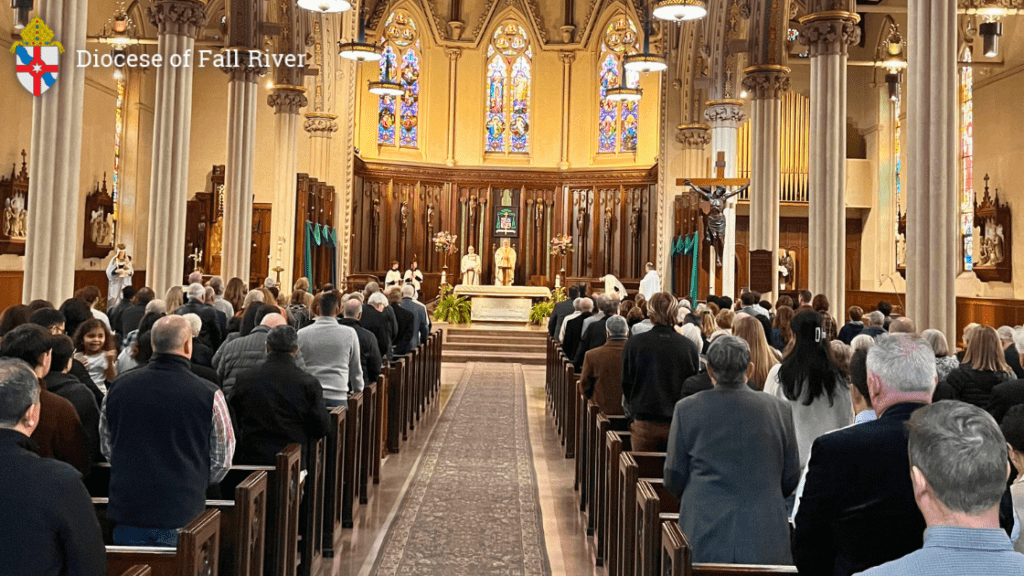 Bishop at altar_Cathedral Church filled with People